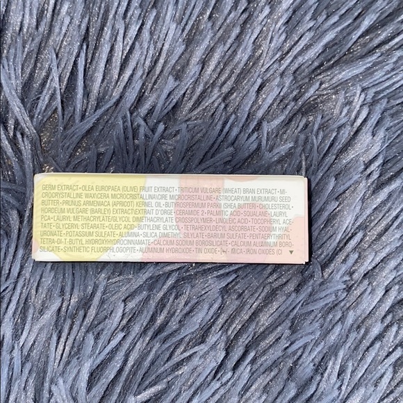 Clinique Lip Colour + Primer Rouge Intense | Plum - Picture 5 of 7